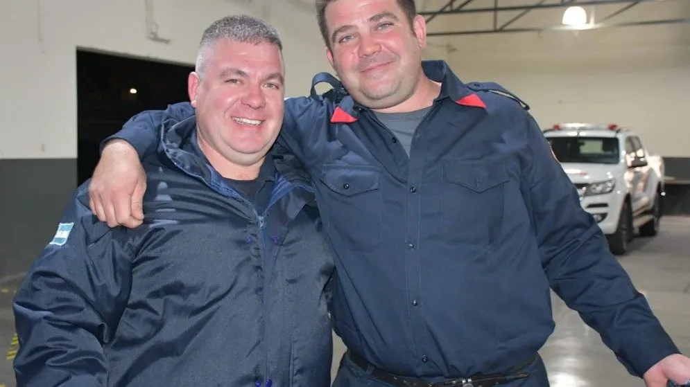Cena por el Día de Bomberos 